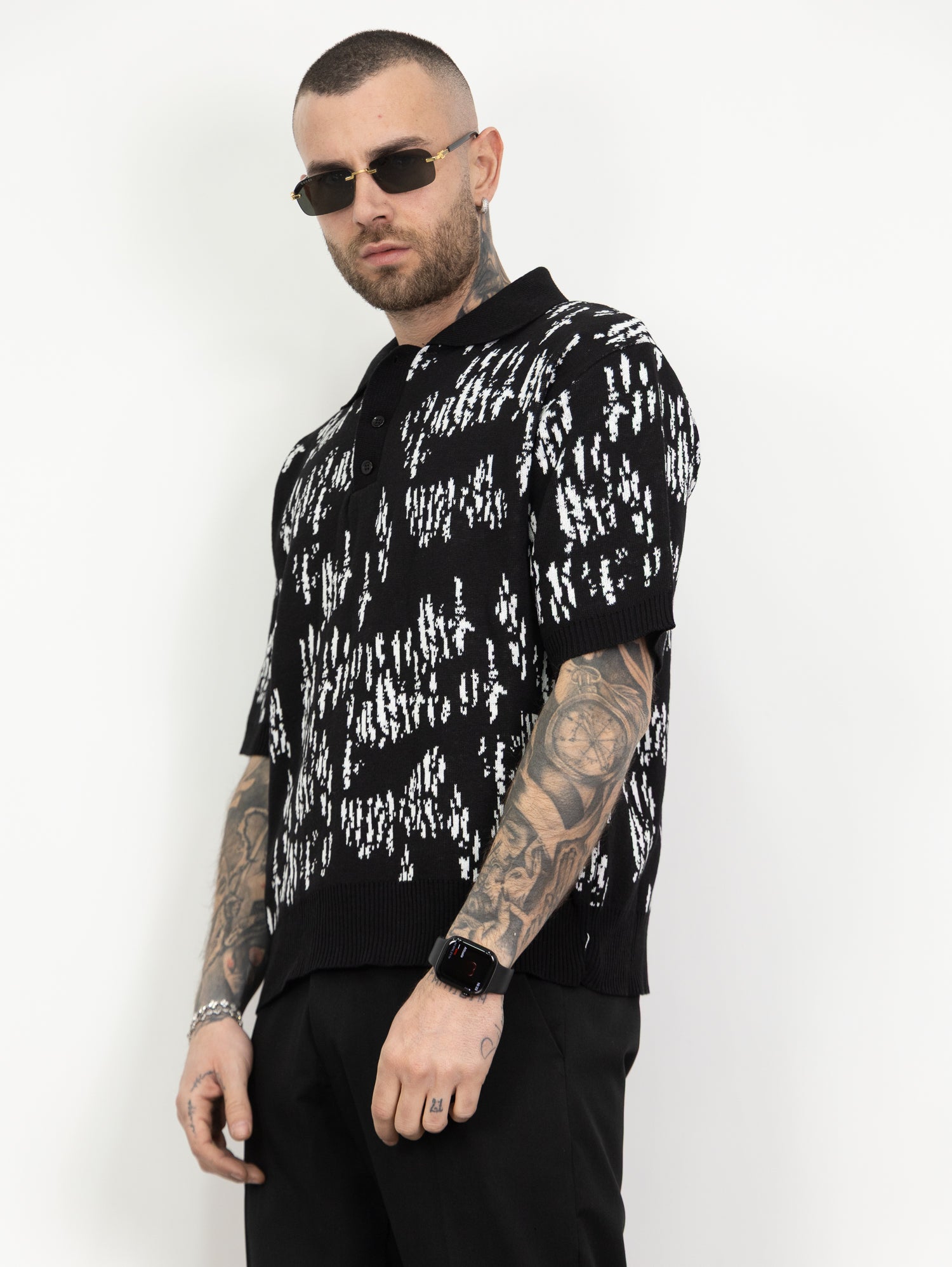 Polo filo abstract