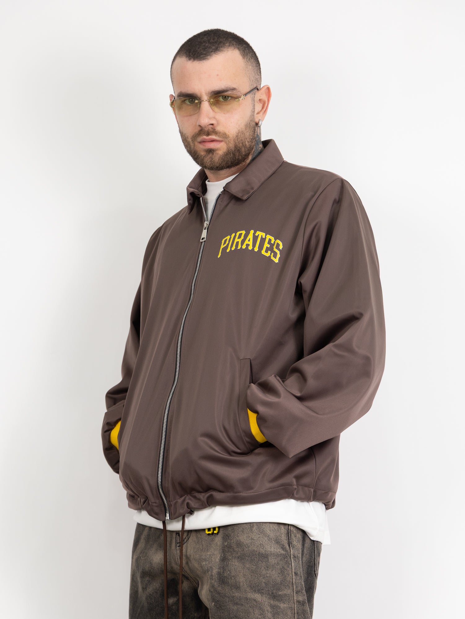 Jacket pirates